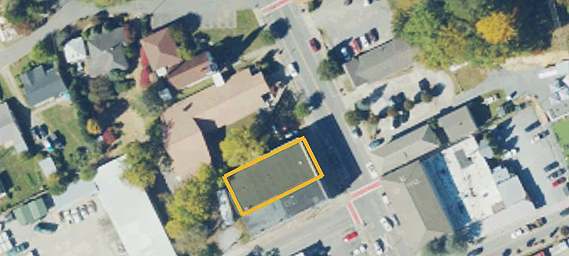 288 Everett St
