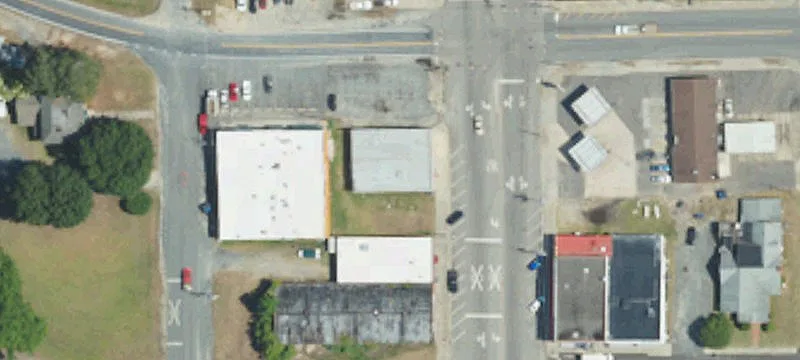 106 Main St