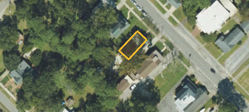 402 Main St