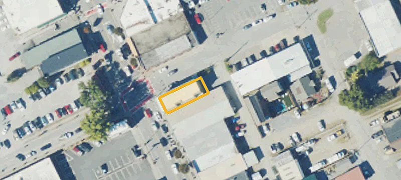 166 Everett St