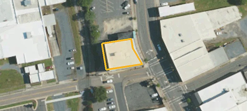 401 Main St