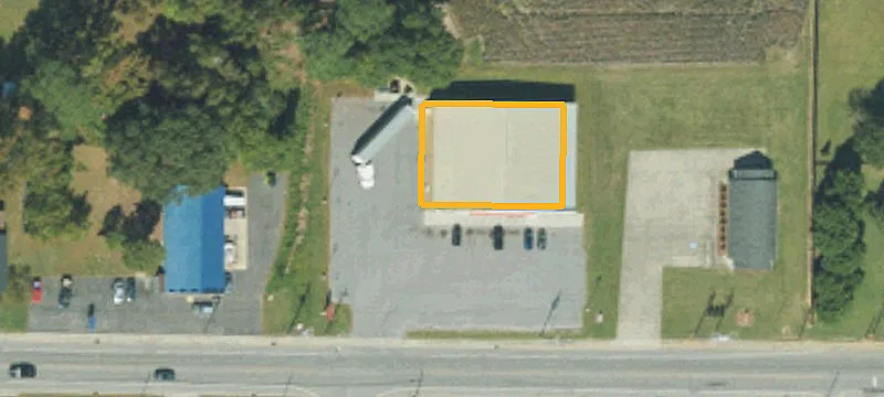 300 Main St