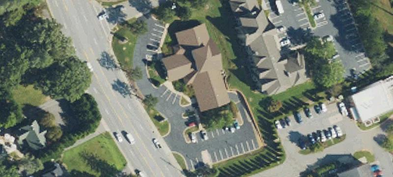 950 Hendersonville Rd