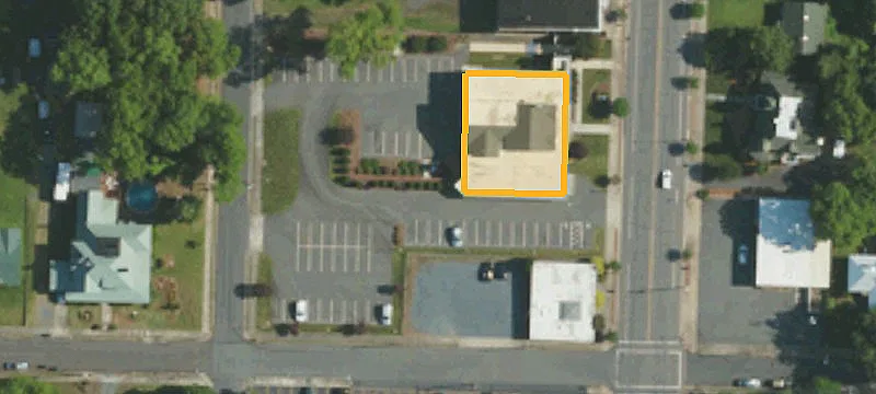 207 Main St