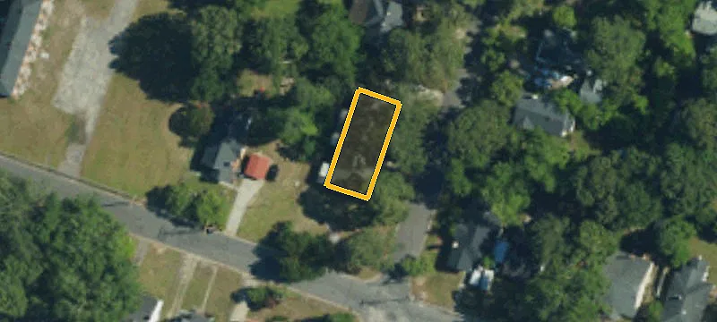 701 Pineview Ave