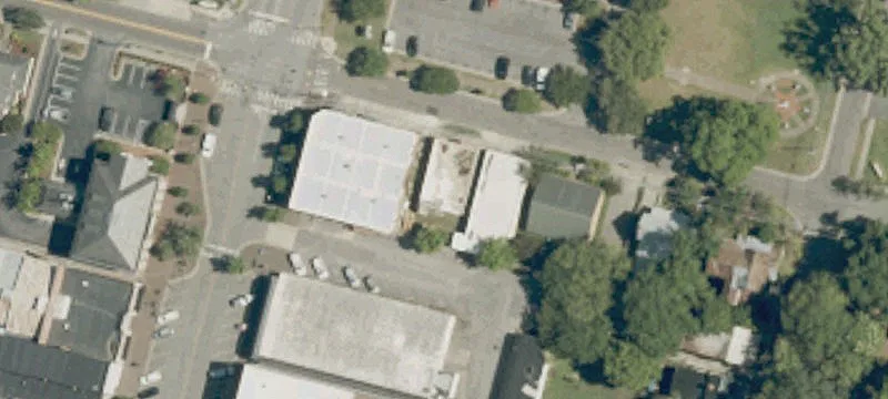 102 Queen St