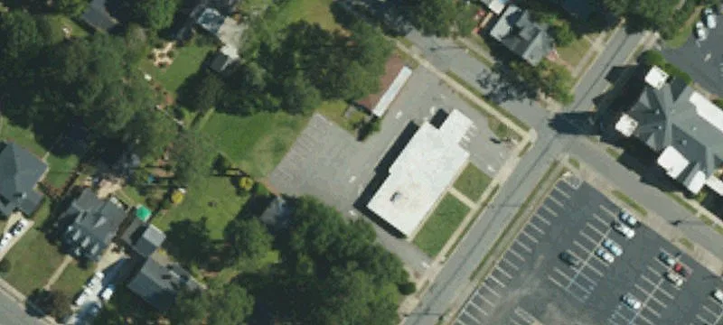 213 Chestnut St