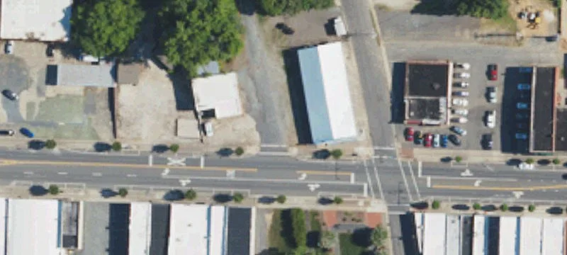 400 Main St