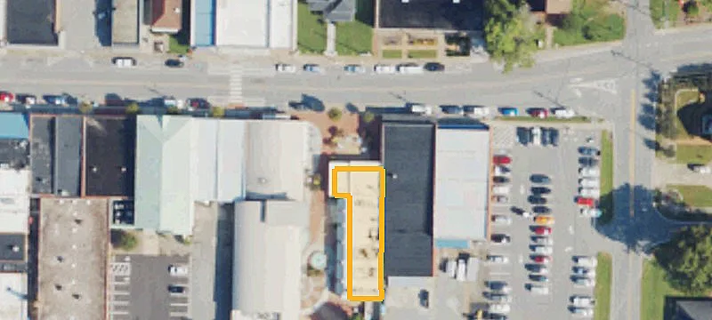 240 Main St