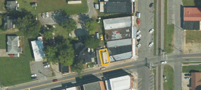 100 Main St