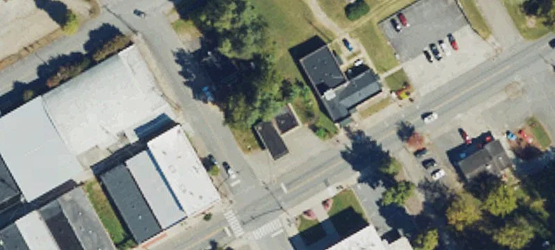 1087 Main St