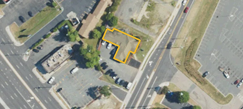 103 Country Clb NE Dr