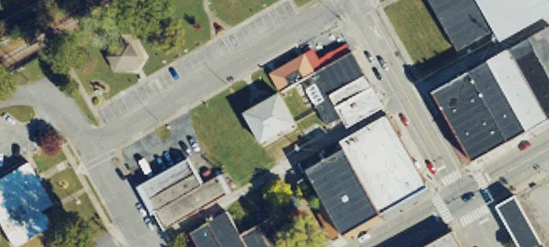34 1st St
