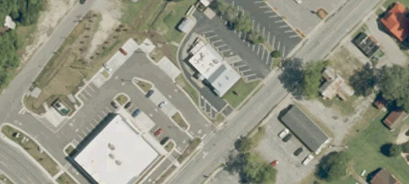 809 Broad St