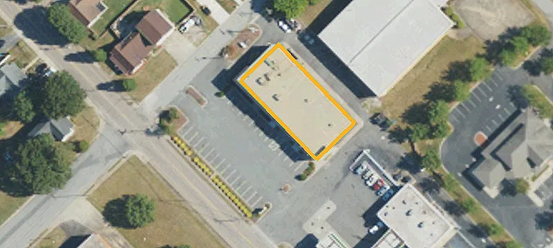 124 Ryder Ave