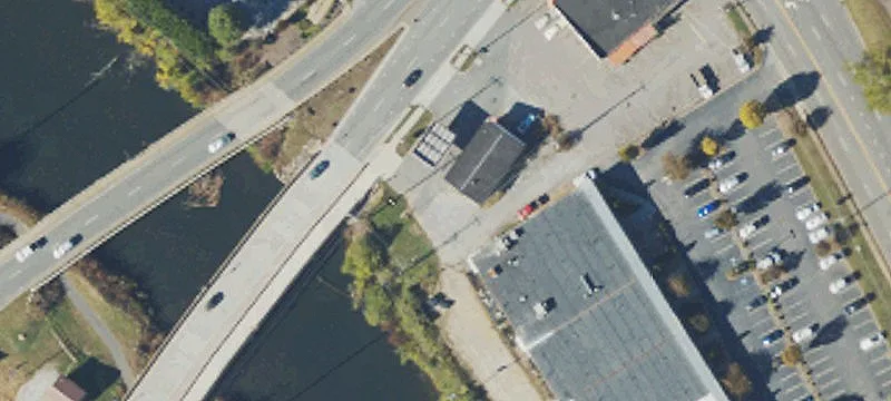 651 Main St