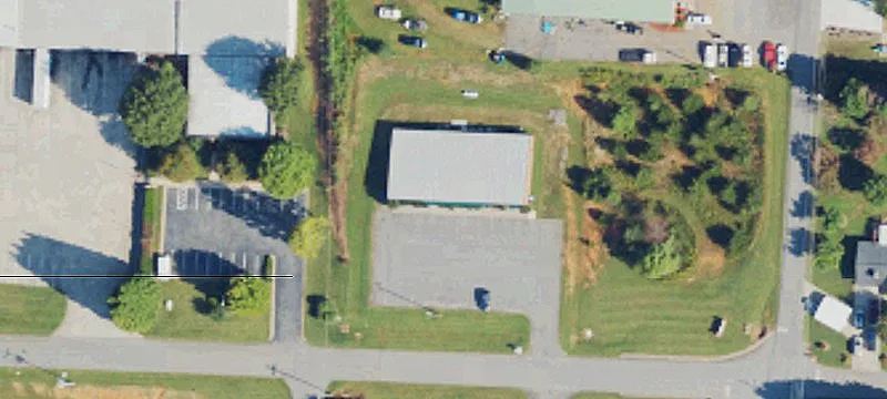 320th W Maple St