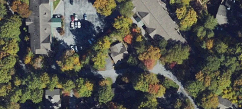 120 Chestnut Hl Dr