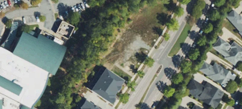 207 Meadowmont Ln
