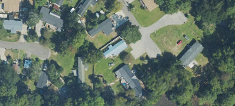 8976 Jennis Ave