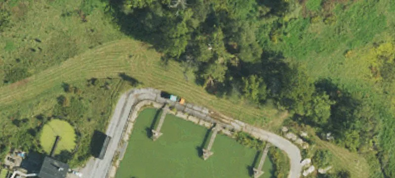 4594 Hendersonville Rd