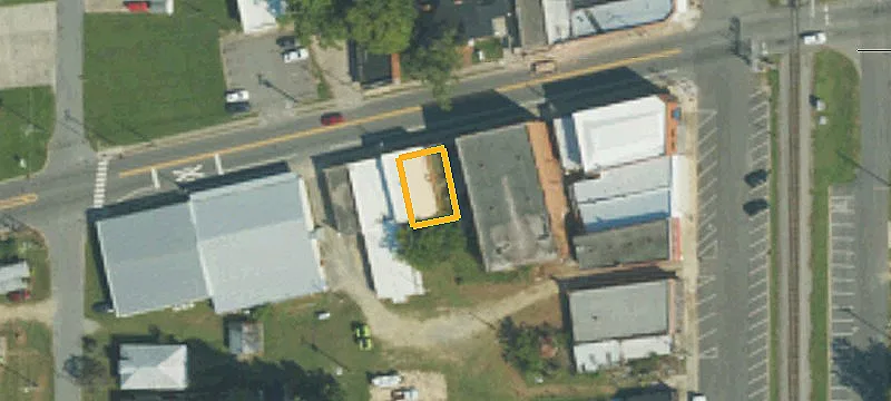 Main St