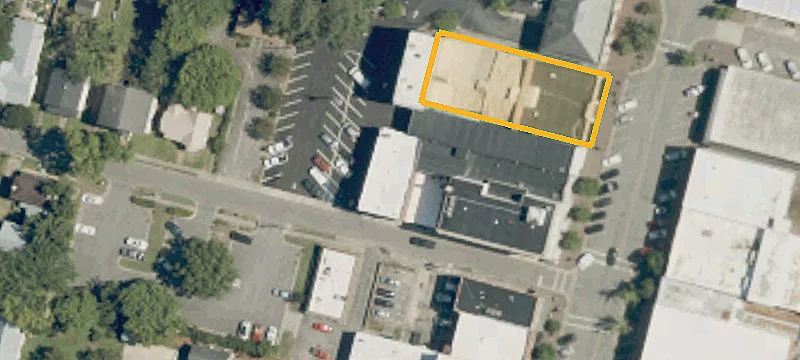 102 Eden St