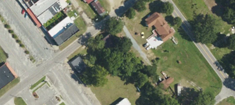 Bladen Ave
