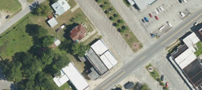 21 Frnt St