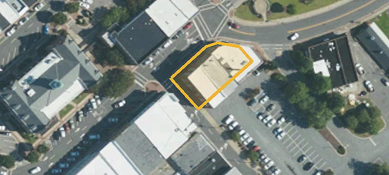 200 Main St
