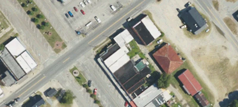 15 Frnt St