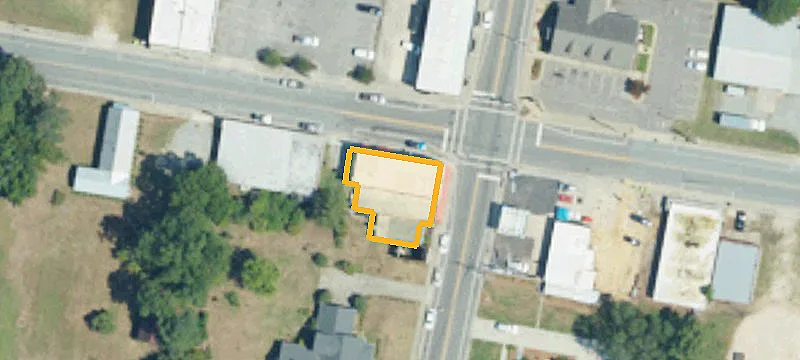 Main St
