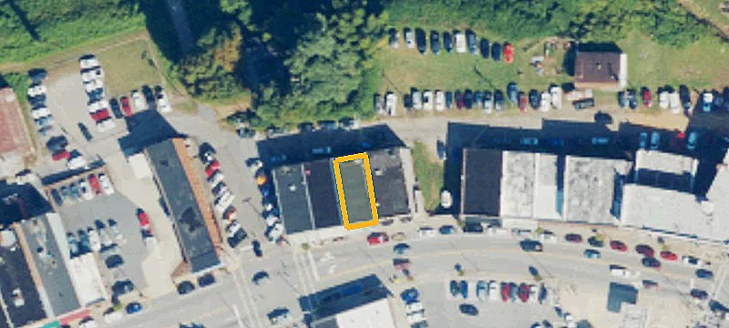 81 Main Ave