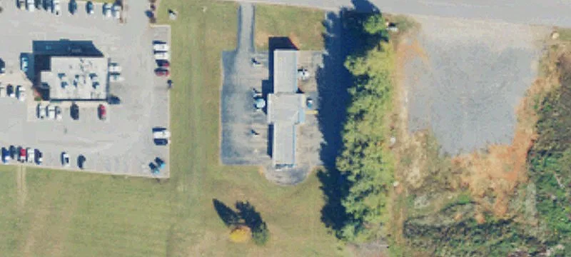 90 Buffett Blvd