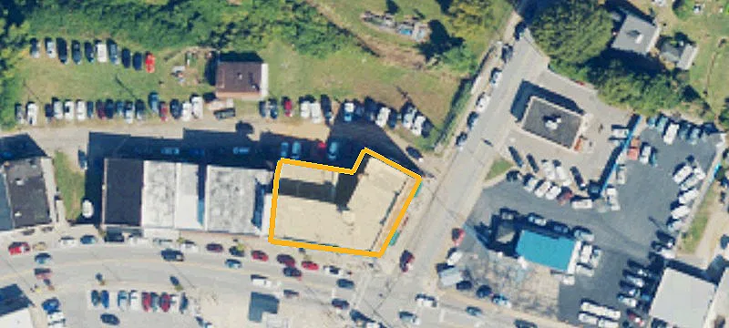 135 Main Ave
