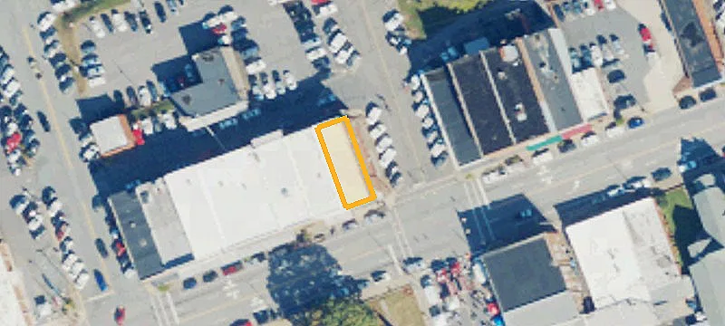 12 Main Ave