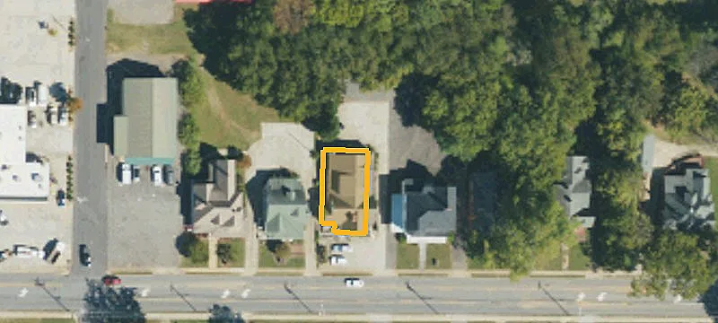 307 Kings Dr
