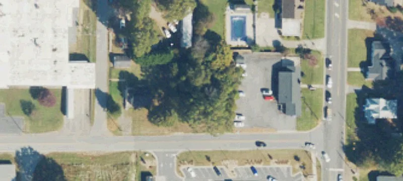 18 Wier Cir