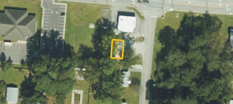 301 Main St