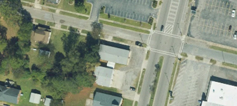 712 Main St