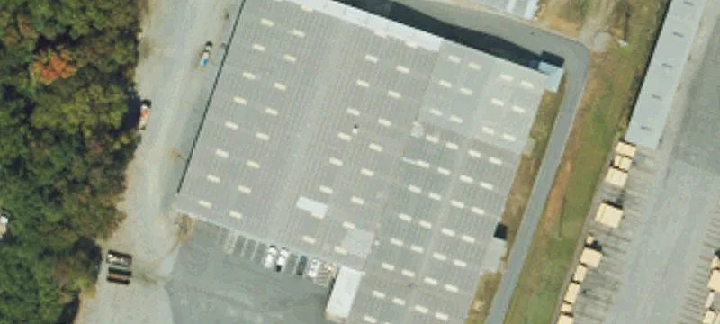 10th St