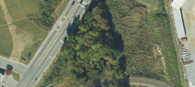 Roanoke Ave