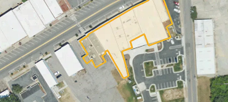 133 Es Main St