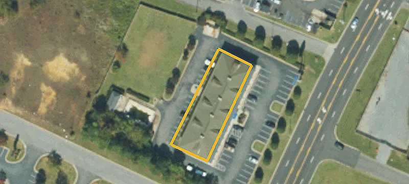 101 Old Farm S Rd