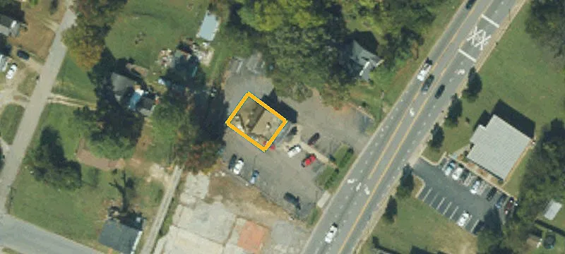 93 Roanoke Ave