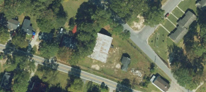 Whitaker St
