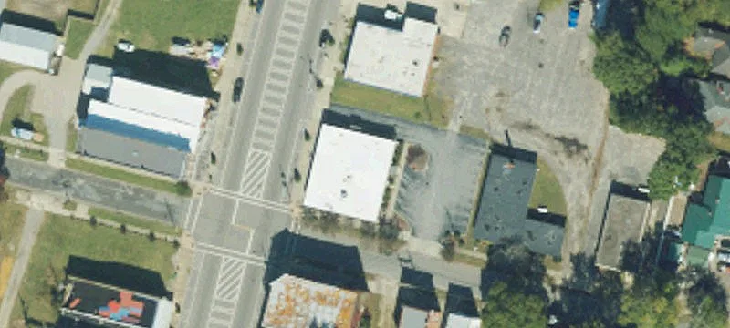 Main St