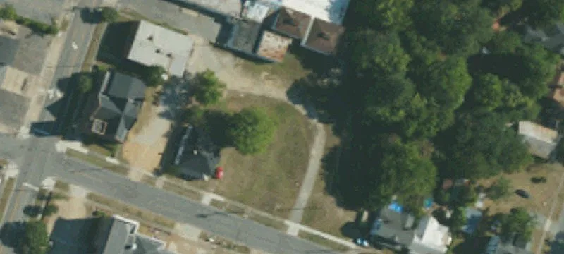 506 William St