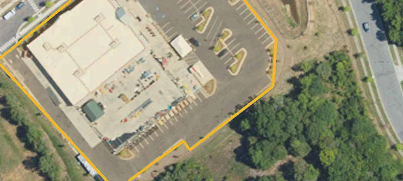 5655 Tractor Ln