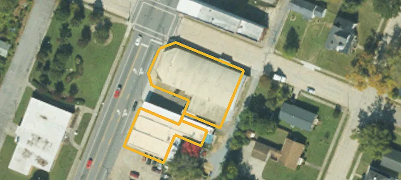 300 Roanoke Ave